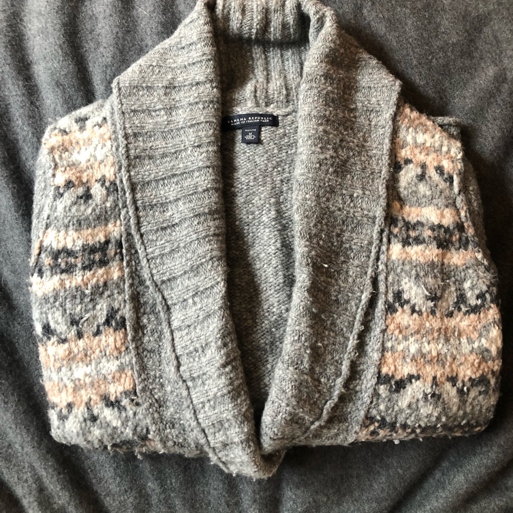 Banana Republic tie closure sweater
